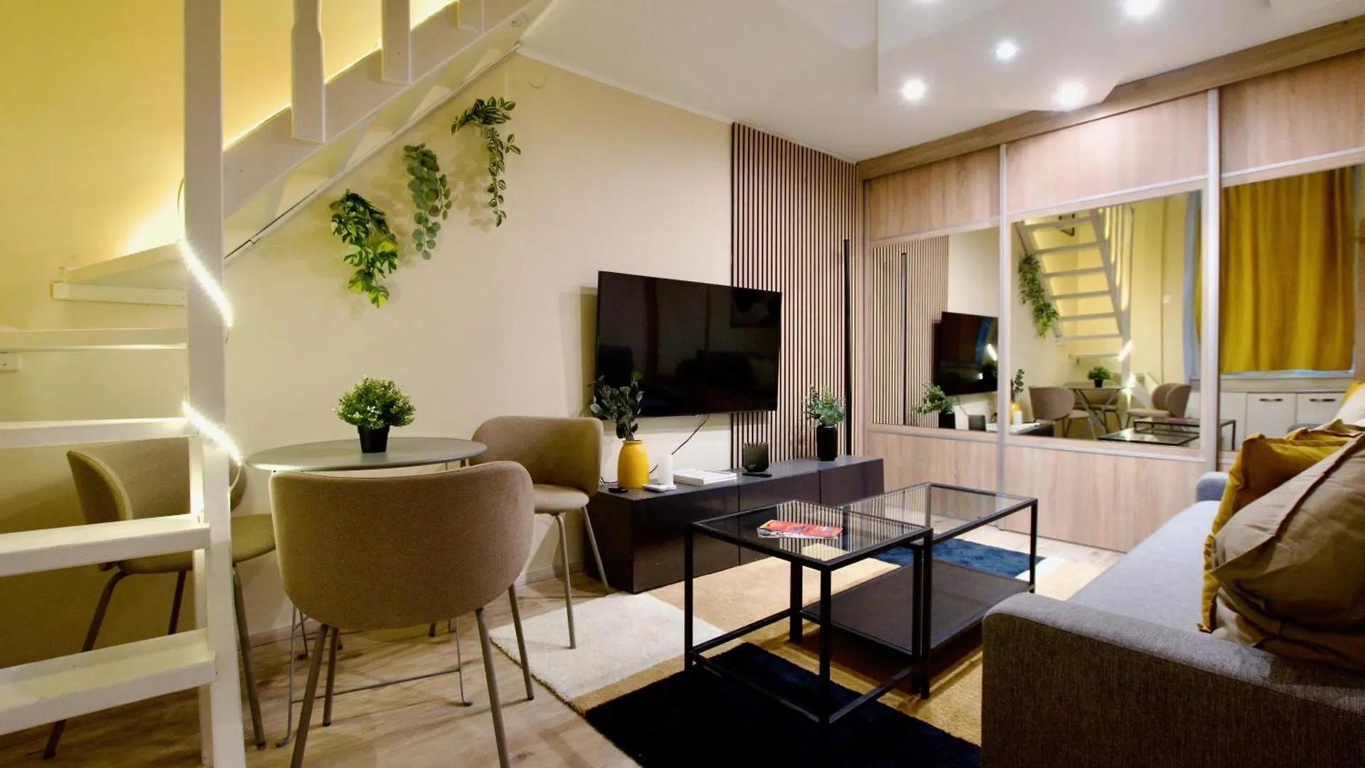 Standard Apartment By Hi5- Apartment In Central Budapest